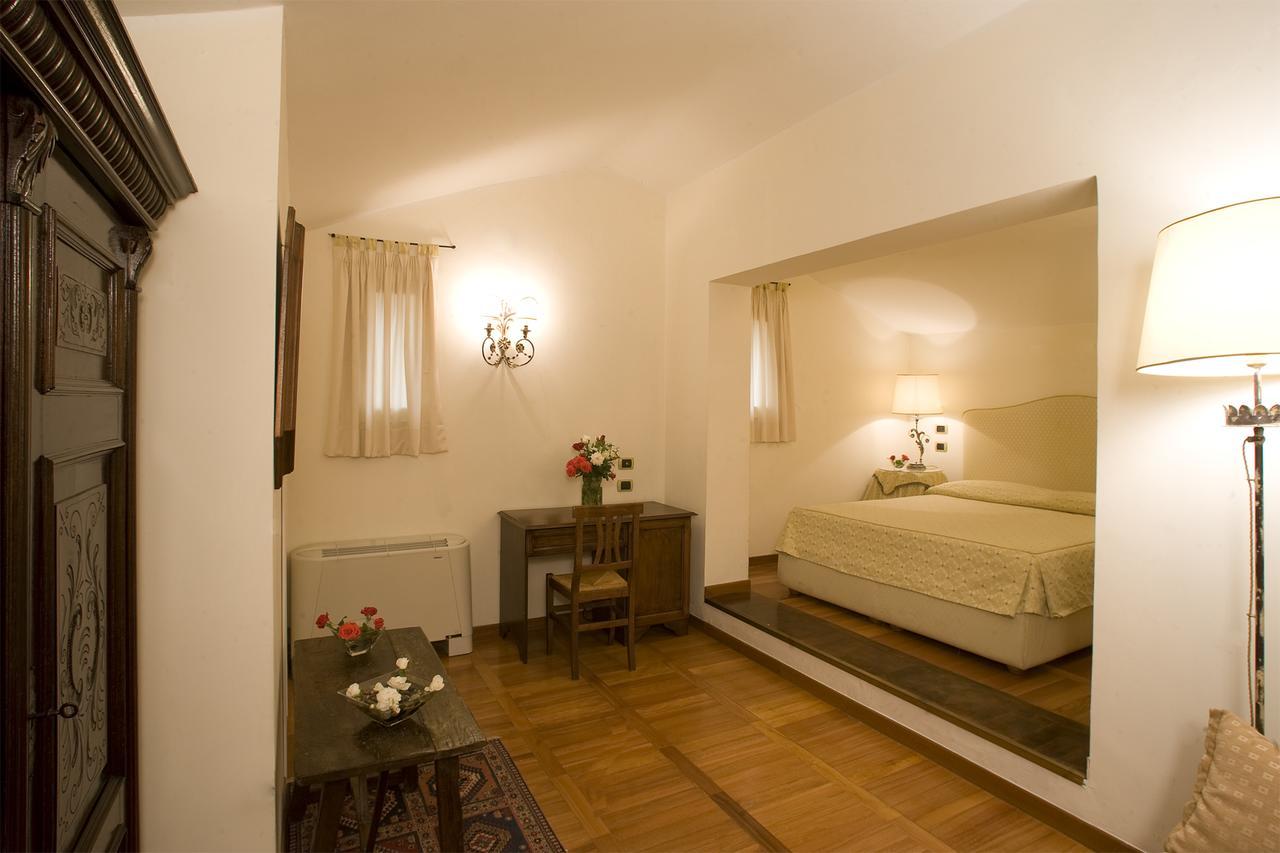 Hotel Scilla 소바나 외부 사진